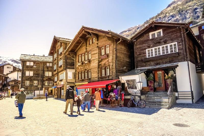 Alpine Lodge - Genel