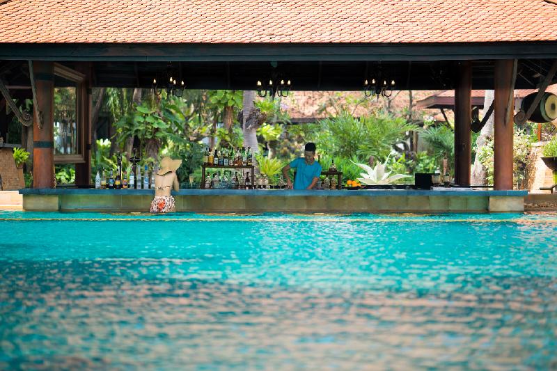 Avani Pattaya Resort - Bar