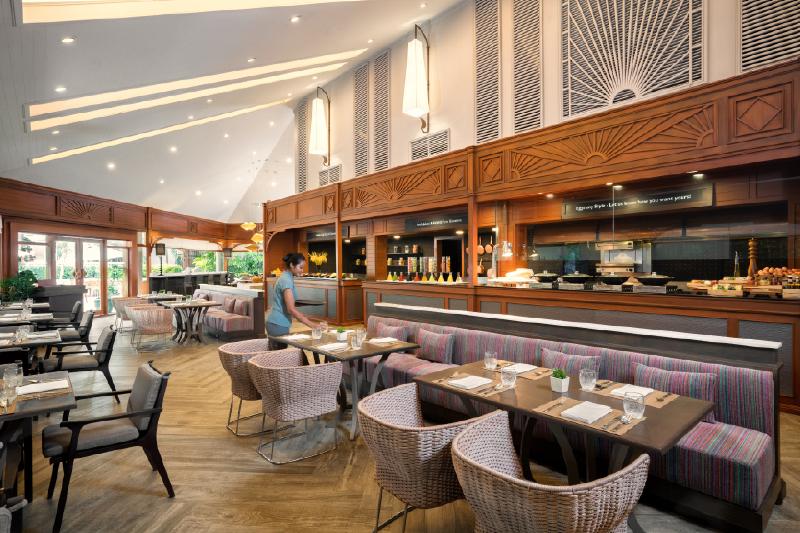 Avani Pattaya Resort - Restoran