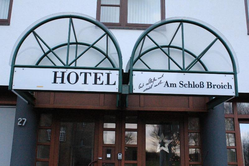 Hotel Am Schloss Broich - Genel