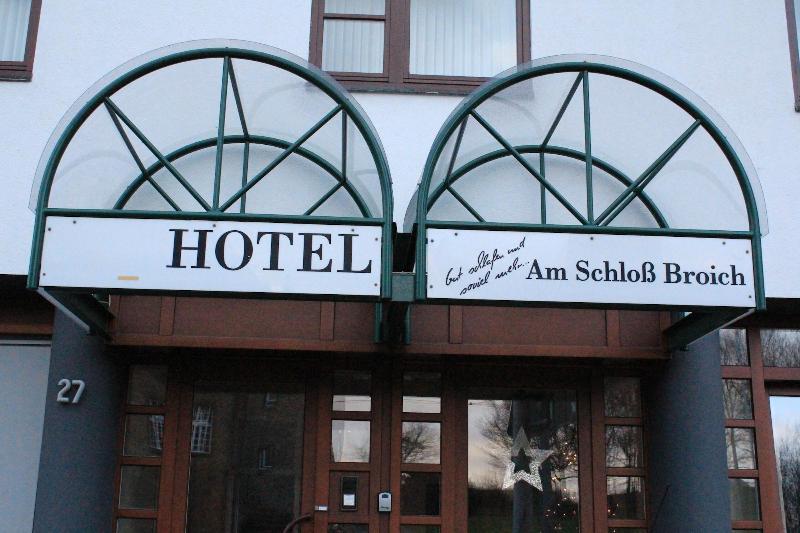 Hotel Am Schloss Broich - Genel