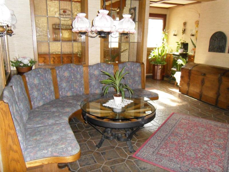 Hotel Gasthof Traube - Lobi