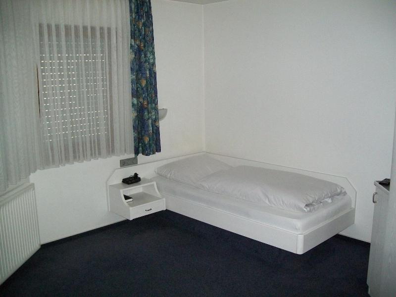Hotel Gasthof Traube - Oda