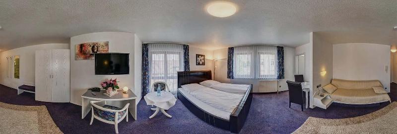 Hotel Gasthof Traube - Oda