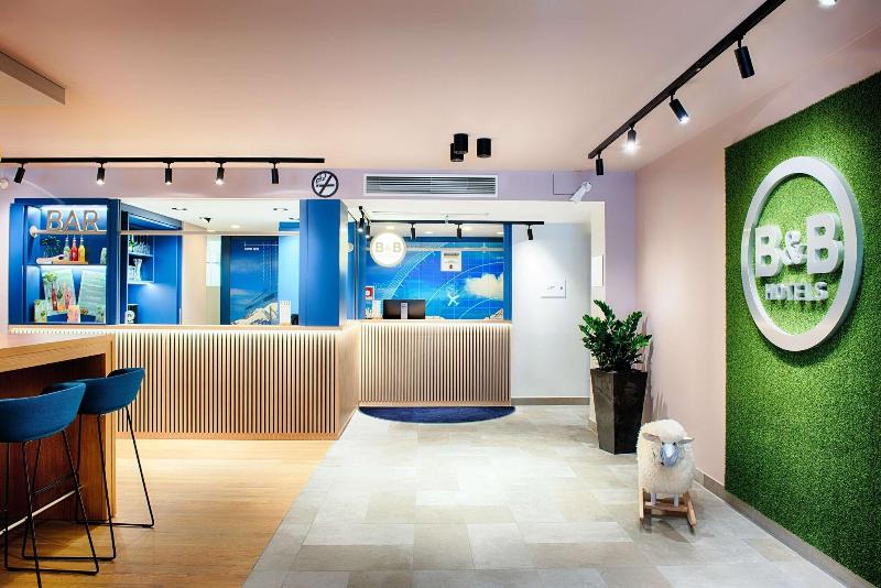 B&B HOTEL Muenchen-Airport - Lobi