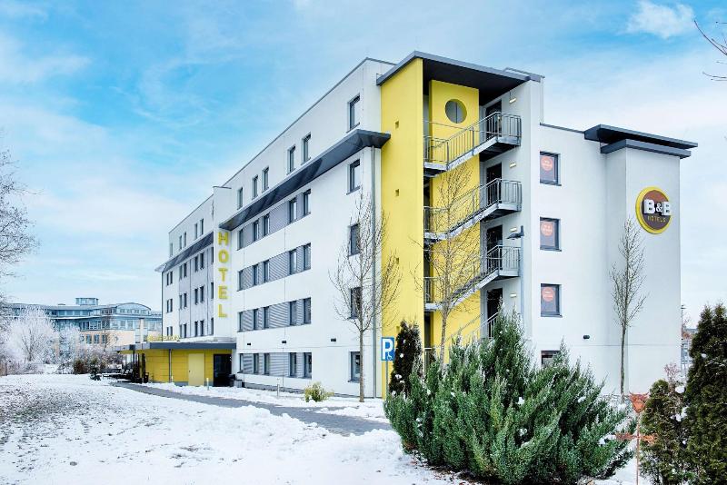 B&B HOTEL Muenchen-Airport - Genel