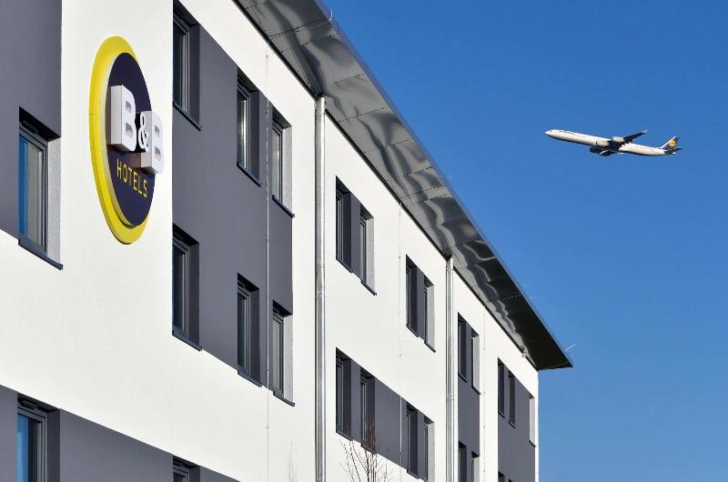 B&B HOTEL Muenchen-Airport - Genel