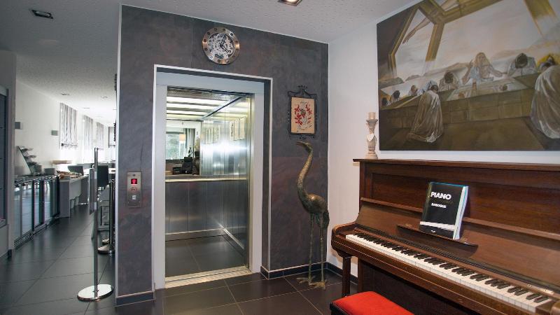 Hotel Zur Post Trier - Lobi