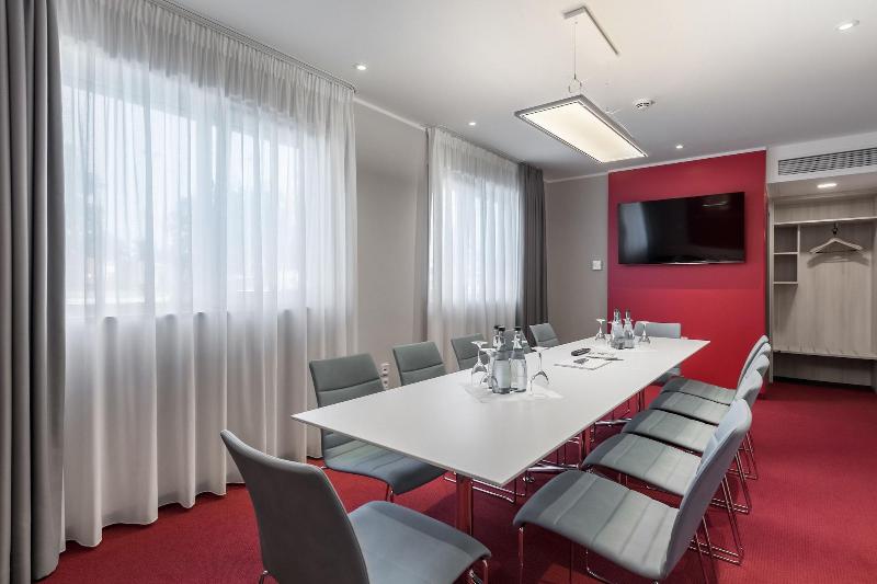 Serways Hotel Steigerwald - Toplantı