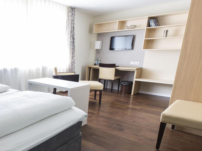 BONNOX Boardinghouse & Hotel - Oda