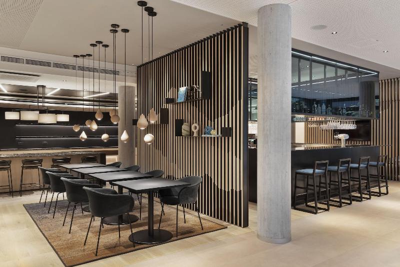 Courtyard by Marriott Freiburg - Bar