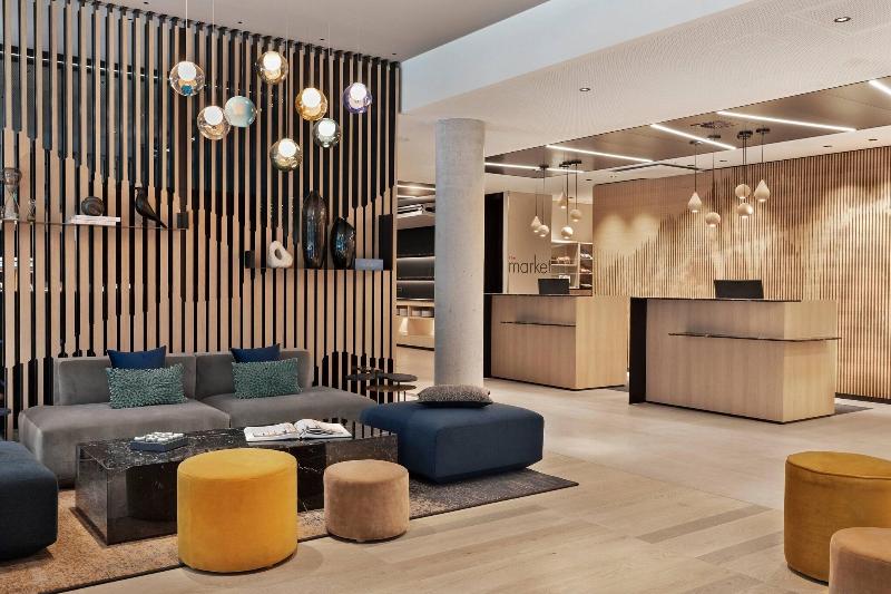 Courtyard by Marriott Freiburg - Lobi