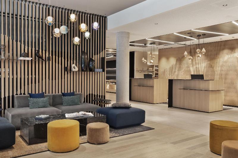 Courtyard by Marriott Freiburg - Lobi