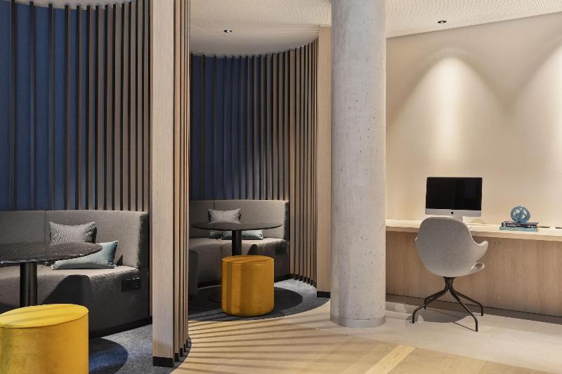 Courtyard by Marriott Freiburg - Toplantı