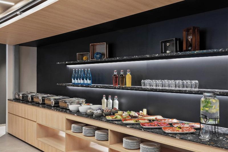 Courtyard by Marriott Freiburg - Restoran