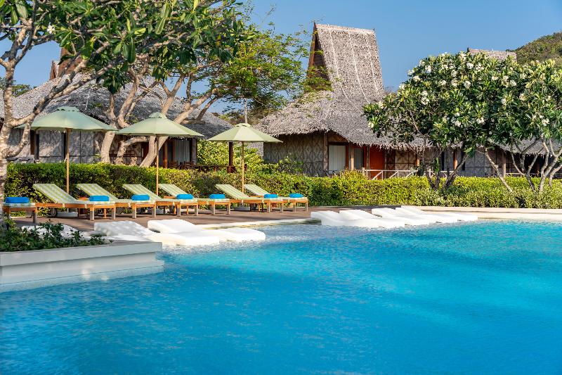 SAii Phi Phi Island Village - Havuz