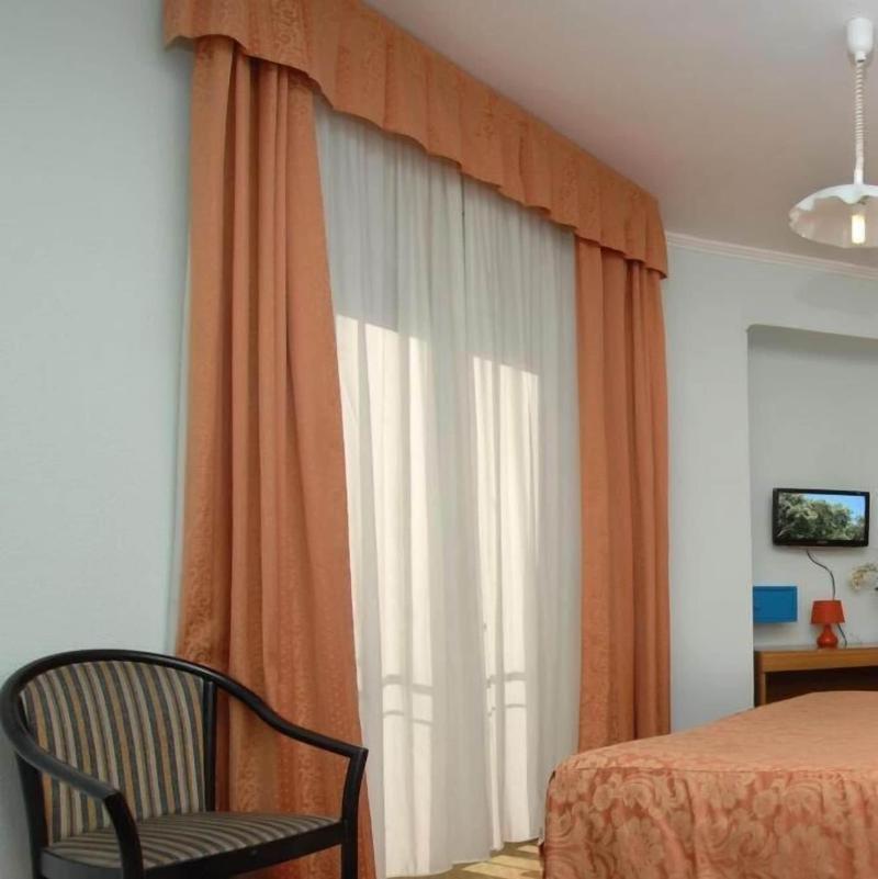 Hotel Sorriso - Oda
