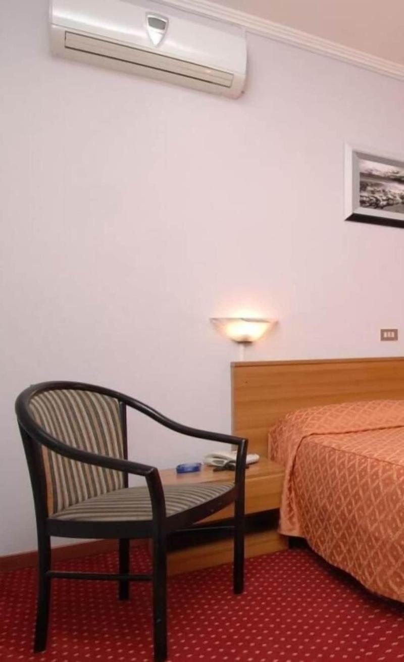 Hotel Sorriso - Oda