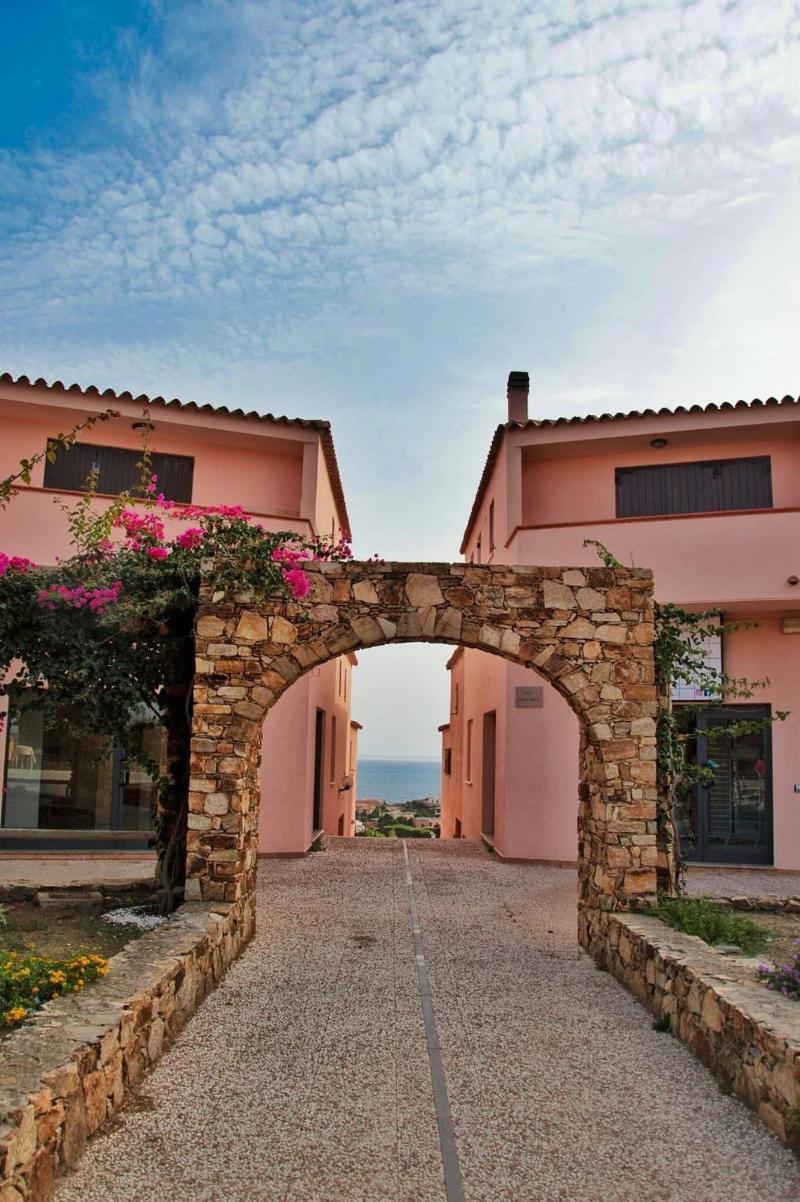 Hotel TrinitÃ  dei Corsari - Genel