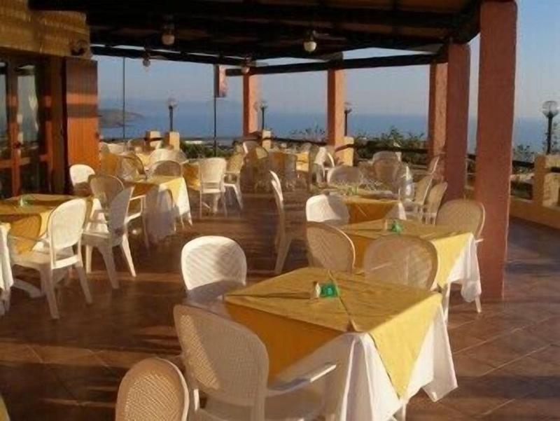 Hotel TrinitÃ  dei Corsari - Restoran