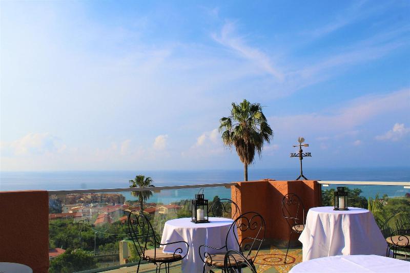 Hotel - Giardino Marchese d'Altavilla - Restoran