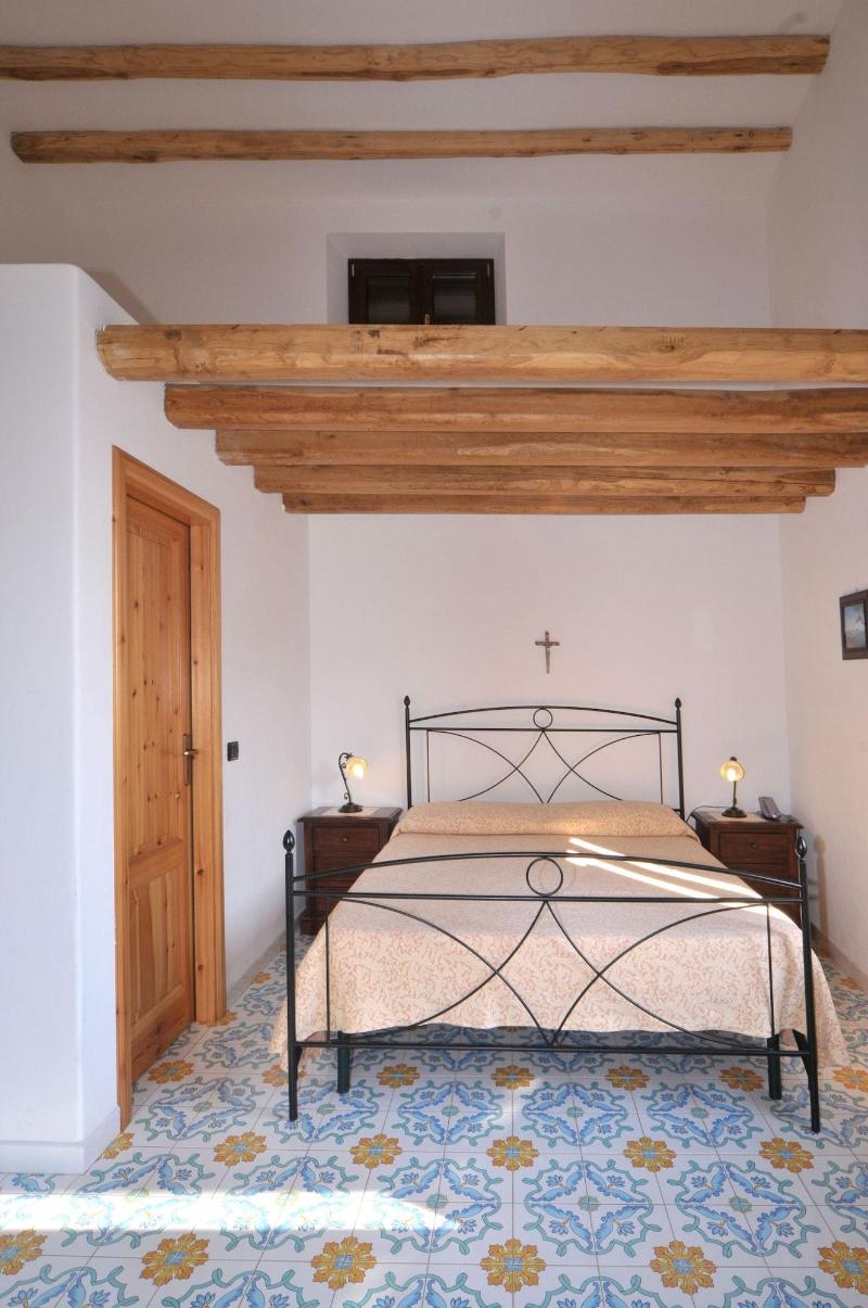 Hotel Villaggio Stromboli - Oda