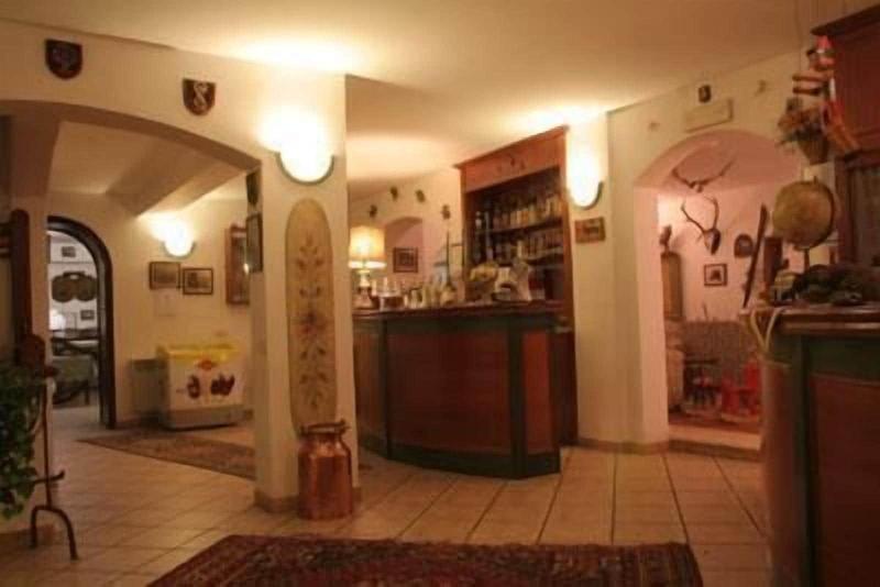LH Albergo Paradiso - Lobi