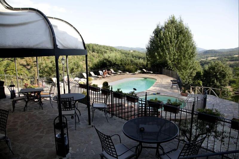 Il Castelluccio Country Resort - Teras