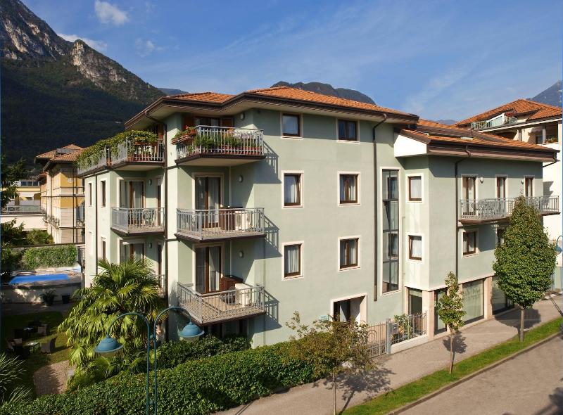 Residence Alle Palme - Genel