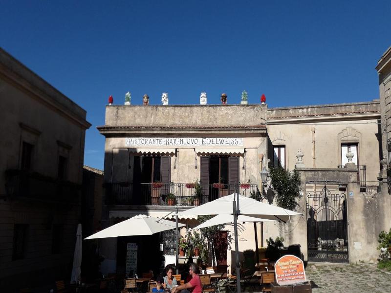 Hotel Edelweiss - Genel