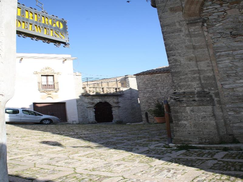 Hotel Edelweiss - Genel