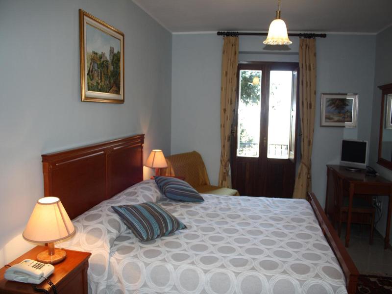 Hotel Edelweiss - Oda