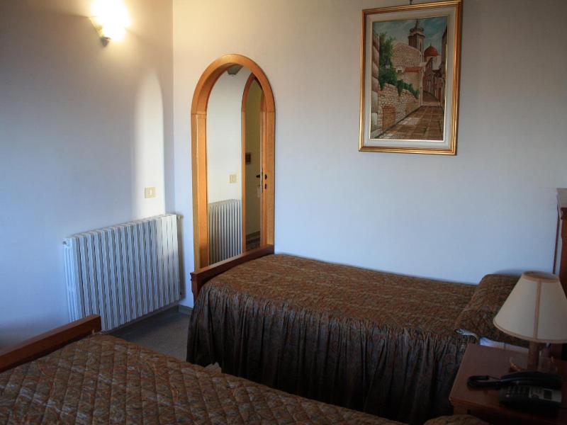 Hotel Edelweiss - Oda