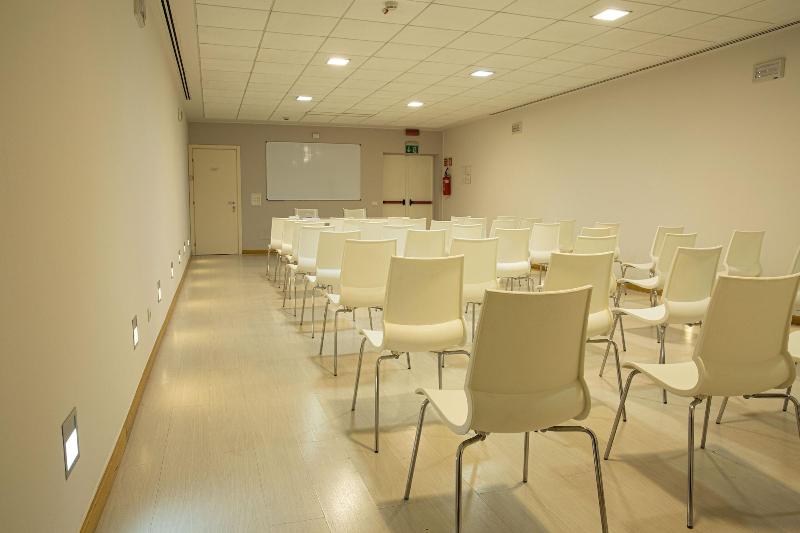 One Hotel & Restaurant - Toplantı