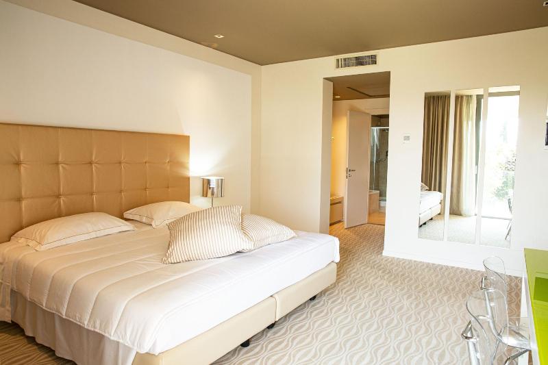One Hotel & Restaurant - Oda