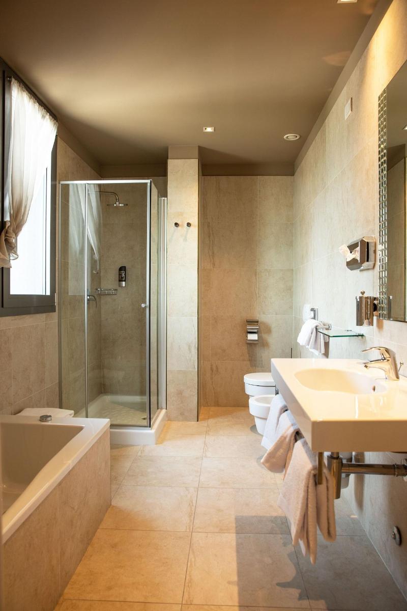 One Hotel & Restaurant - Oda