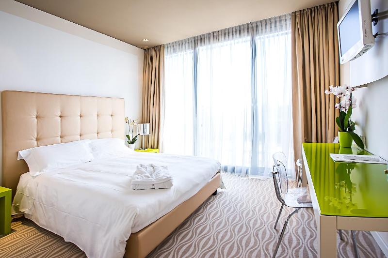 One Hotel & Restaurant - Oda