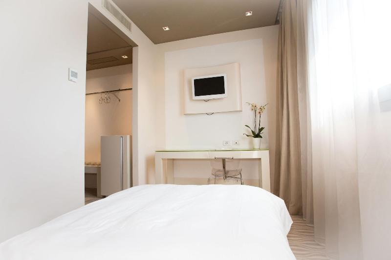 One Hotel & Restaurant - Oda