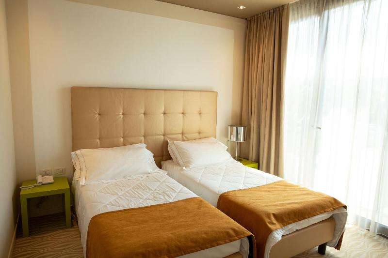 One Hotel & Restaurant - Oda