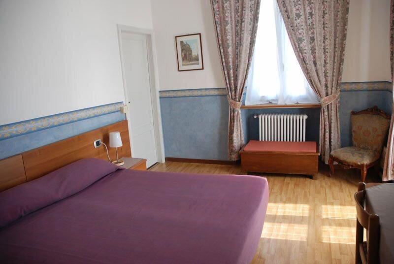 Hotel Riviera - Oda