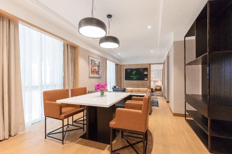 Holiday Inn Bangkok - Oda