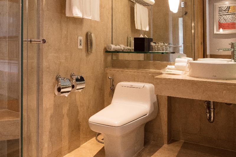 Holiday Inn Bangkok - Oda