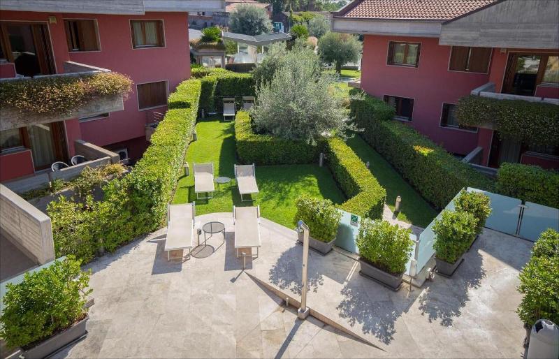 Catania Hills Residence - Genel