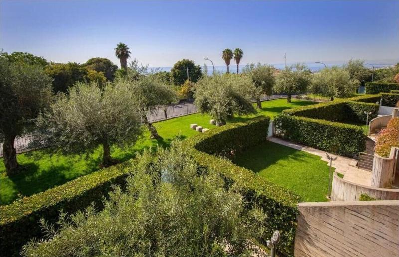 Catania Hills Residence - Genel