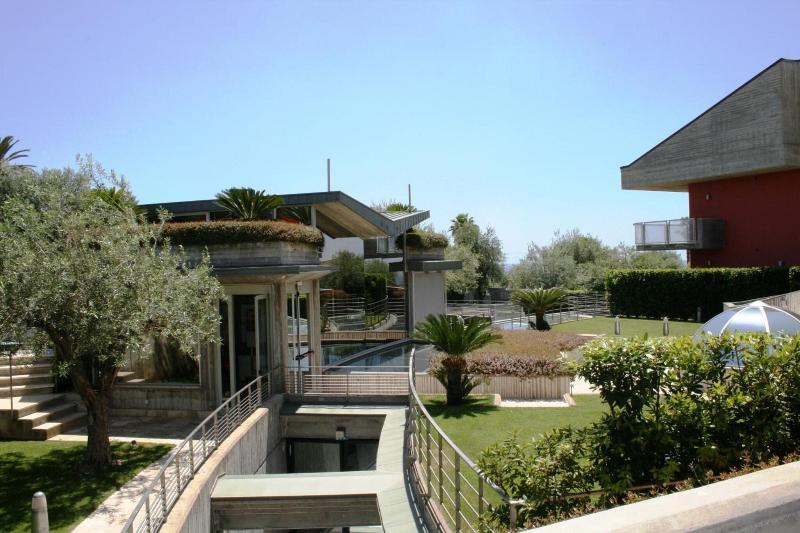 Catania Hills Residence - Genel