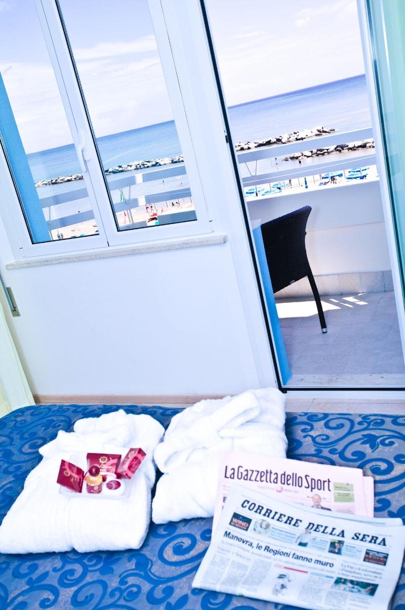 Levante Bellaria - Oda