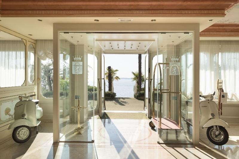 Hotel Villa Florida - Lobi