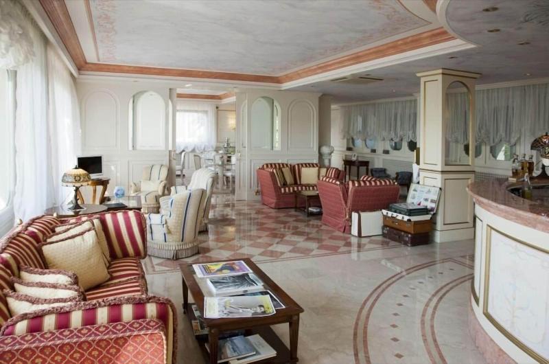 Hotel Villa Florida - Lobi