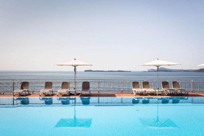 Hotel Villa Florida - Havuz
