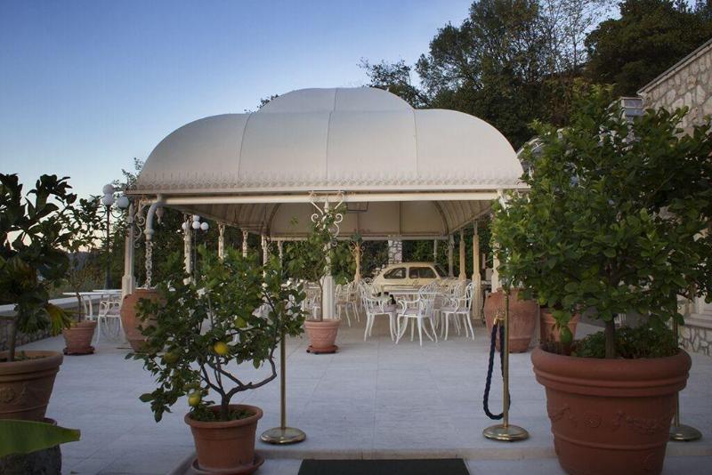 Hotel Villa Florida - Teras